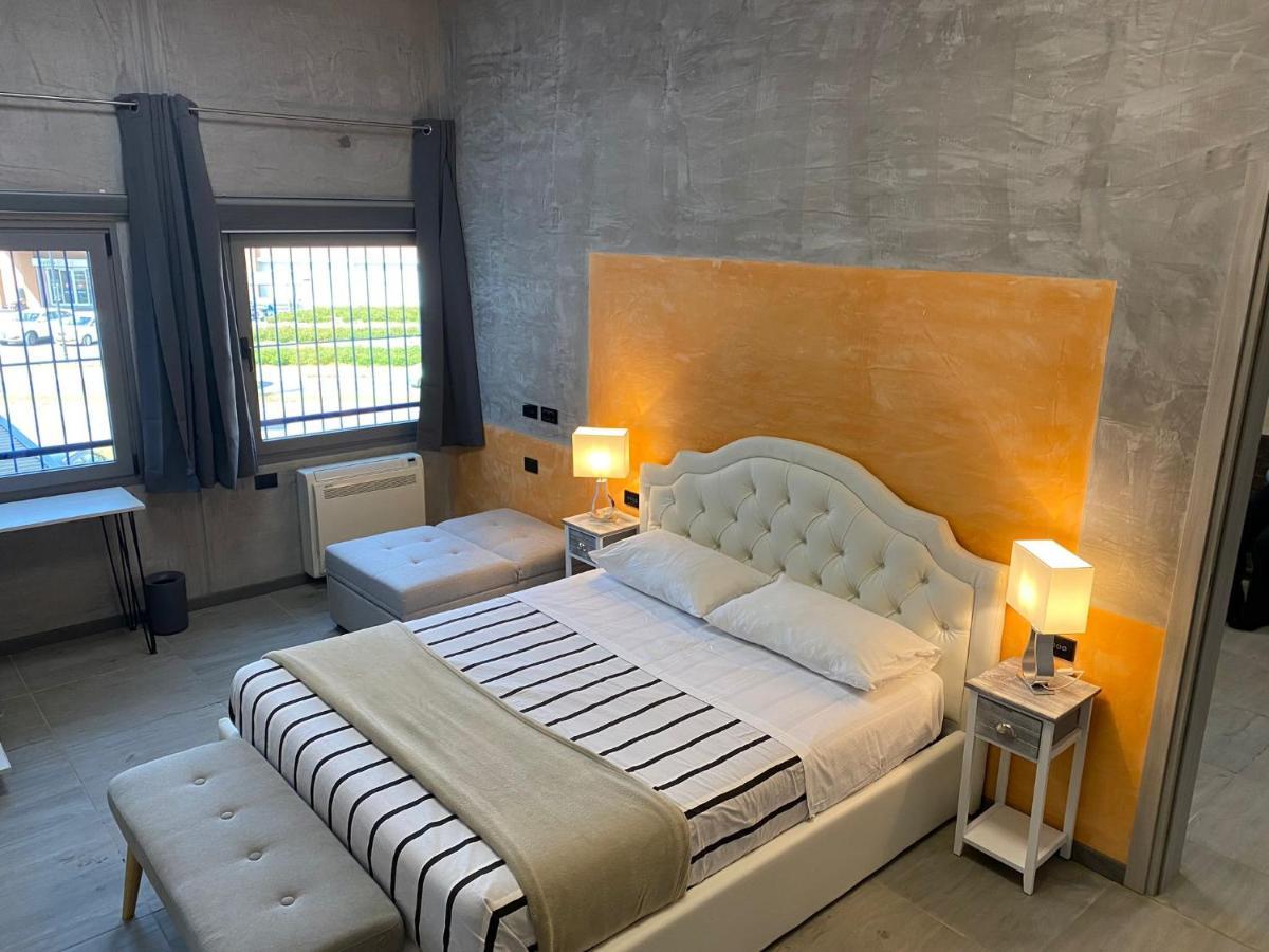 Hotel Tech Брембате Екстериор снимка