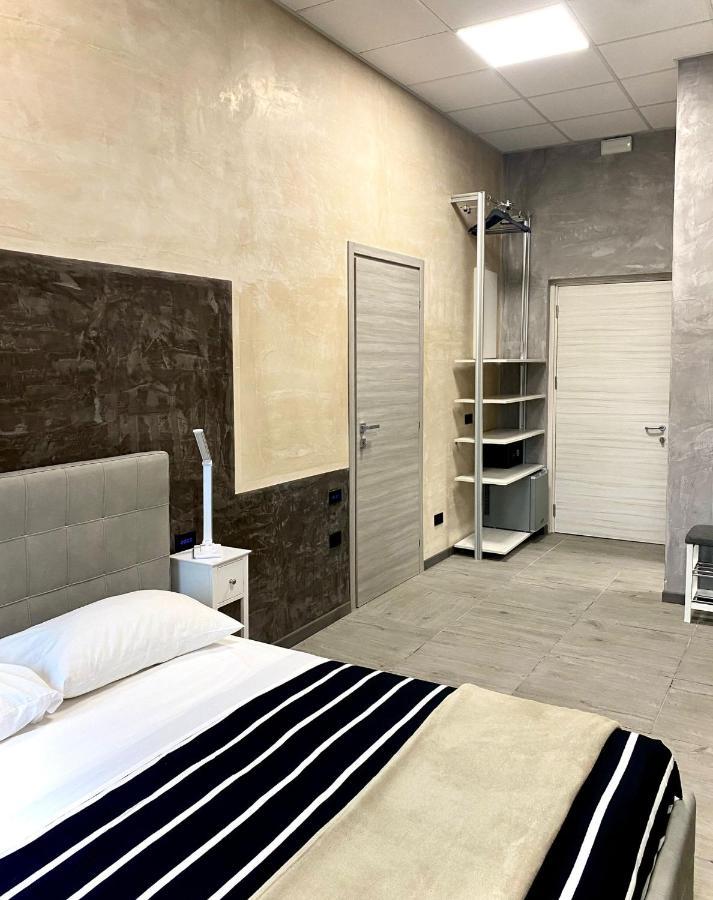Hotel Tech Брембате Екстериор снимка
