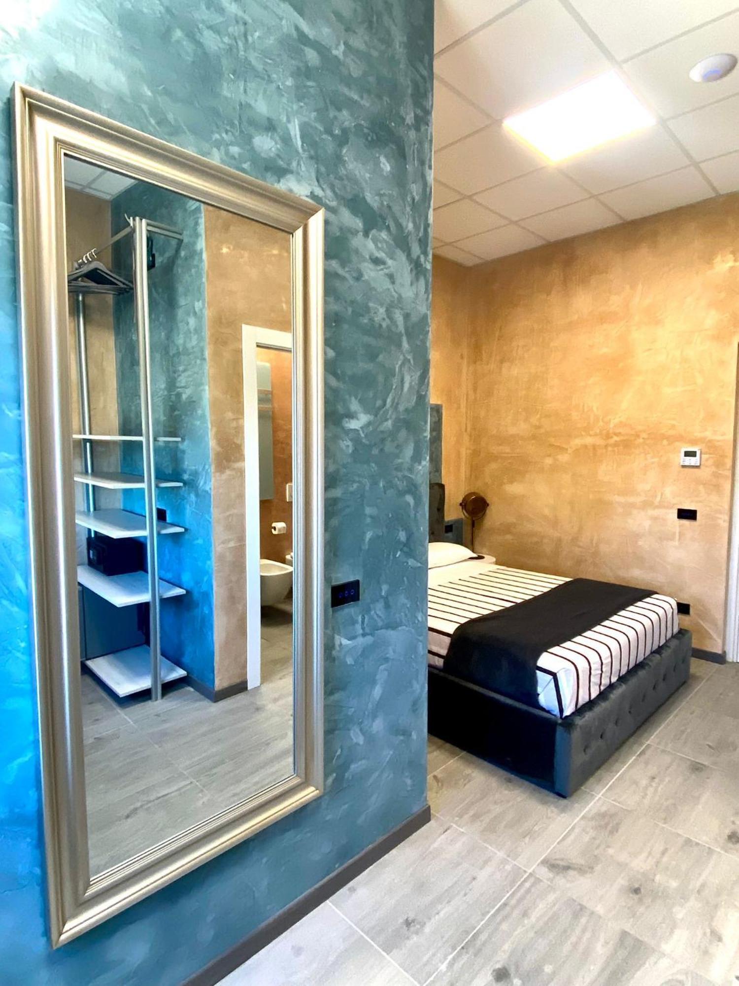 Hotel Tech Брембате Екстериор снимка